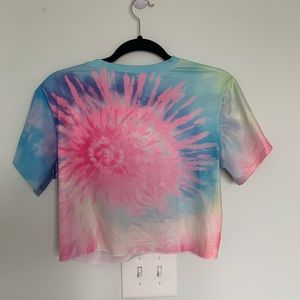UNIF Tops - Symbols Tie Dye Crop Top UNIF Tops - Symbols Tie Dye Crop Top